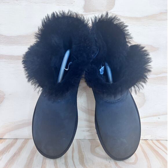 UGG Australia -Mini Bailey Button II -Boots - Black - Women's - 10 - S/N 1015422 - Picture 7 of 9